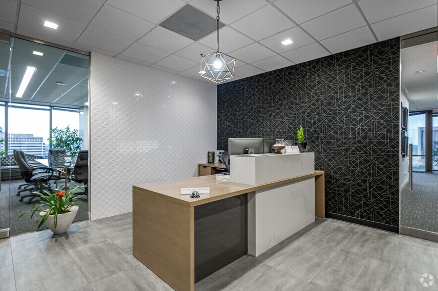 More Photos Of 12770 Coit Rd, Dallas Office For Lease