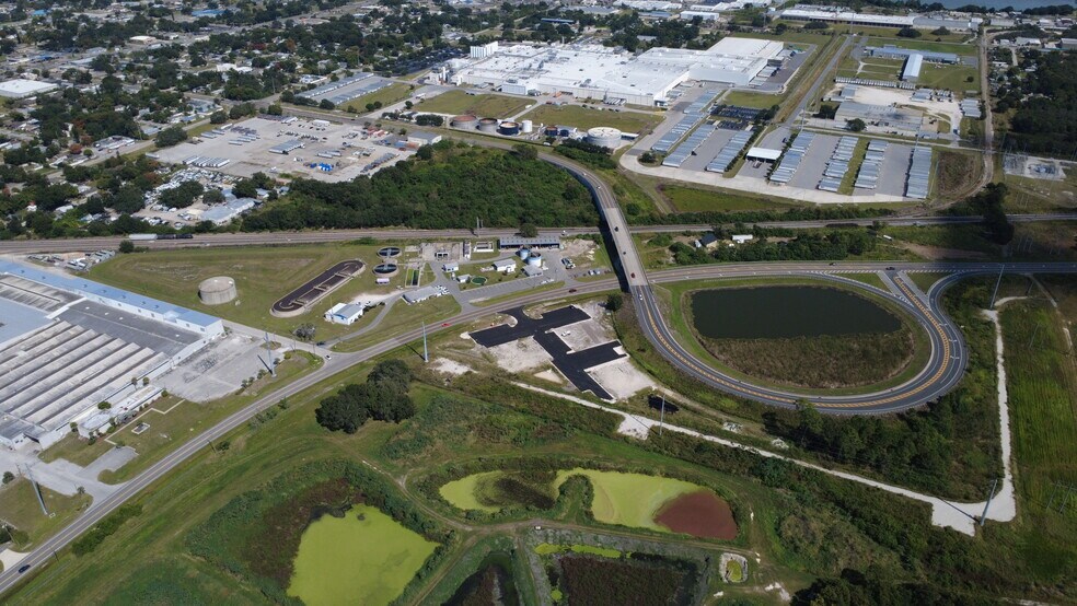 More Photos Of 1300 Recker Hwy, Auburndale Unknown For Lease
