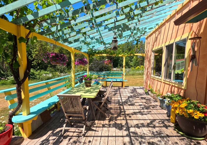More Photos Of 1673 Woodland Dr, Port Townsend Winery Vineyard For Sale