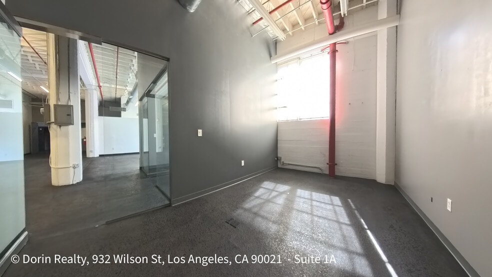More Photos Of 932 Wilson St, Los Angeles Loft Creative Space For Lease