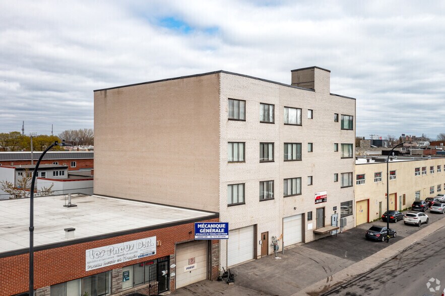 More Photos Of 8515 Av 9e, Montréal Light Manufacturing For Sale