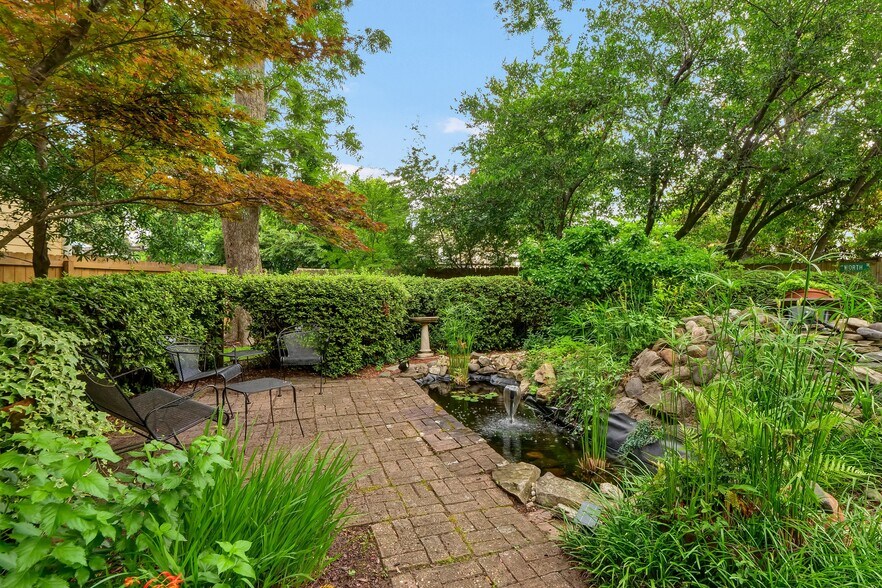 More Photos Of 412 S 3rd St, Wilmington Hospitality For Sale