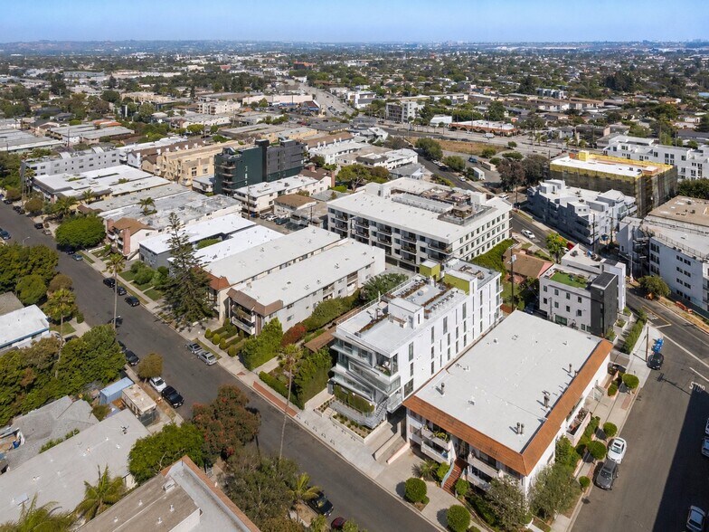 More Photos Of 12770 Caswell Ave, Los Angeles Apartments For Sale