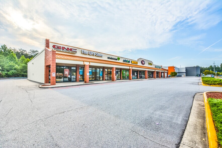 More Photos Of 400 Wal-Mart Way, Dahlonega Storefront For Lease