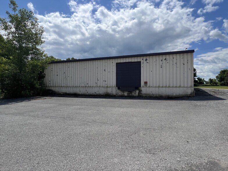 More Photos Of 1175 Bragg St, Honeoye Falls Warehouse For Sale