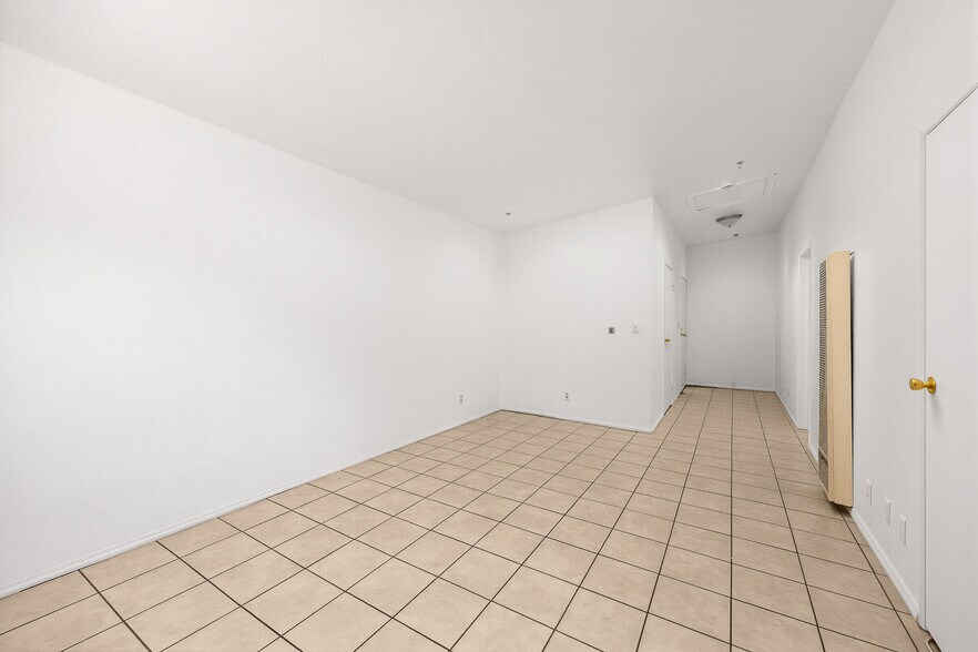 More Photos Of 2104 Mozart St, Los Angeles Apartments For Sale