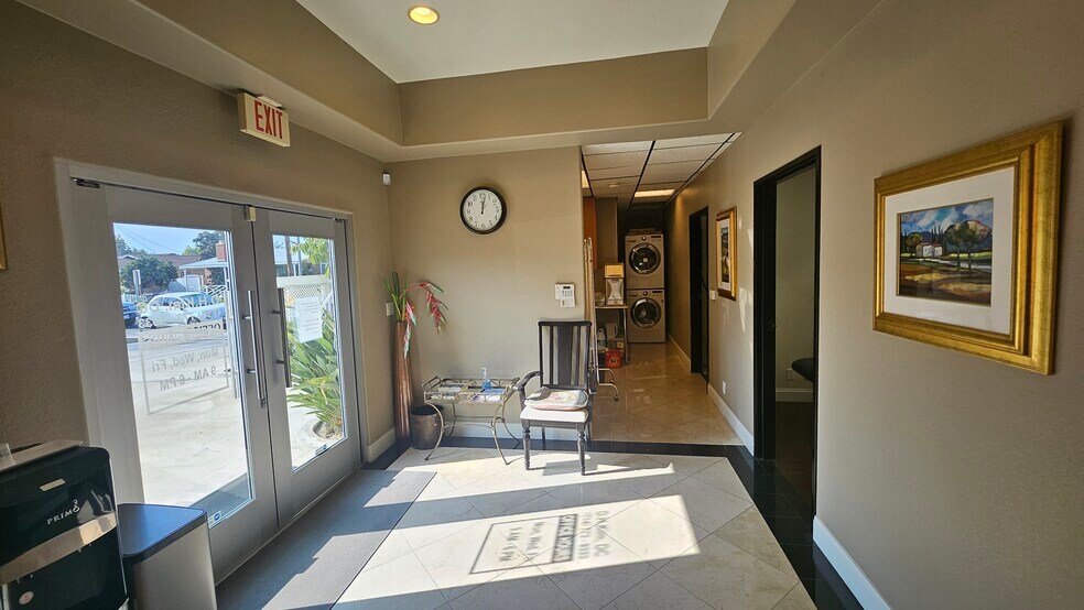 More Photos Of 3828 W Commonwealth Ave, Fullerton Office For Lease