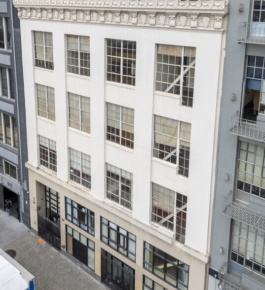 More Photos Of 982 Mission St, San Francisco Loft Creative Space For Lease