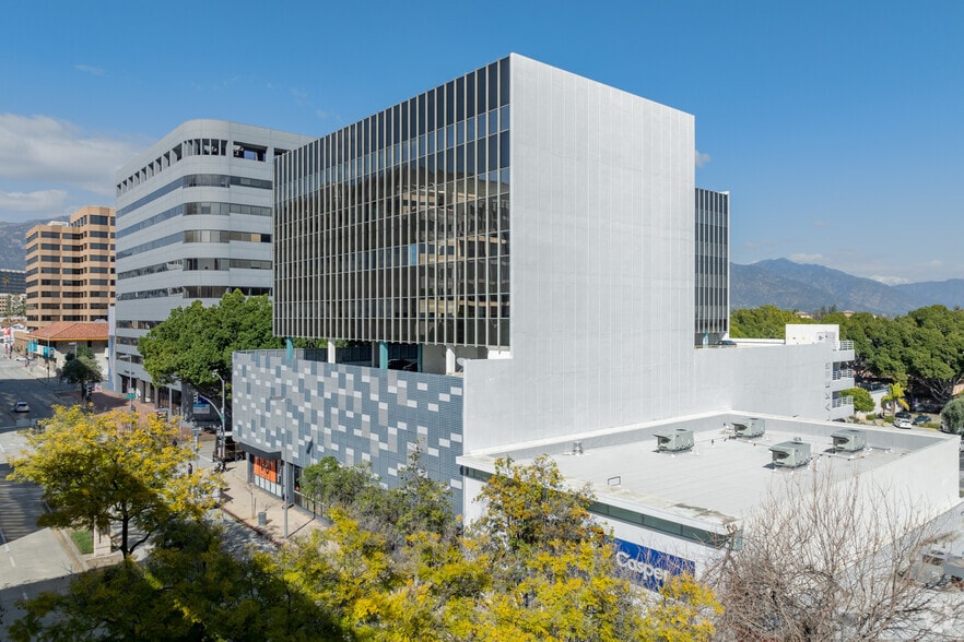 More Photos Of 80 S Lake Ave, Pasadena Office For Lease