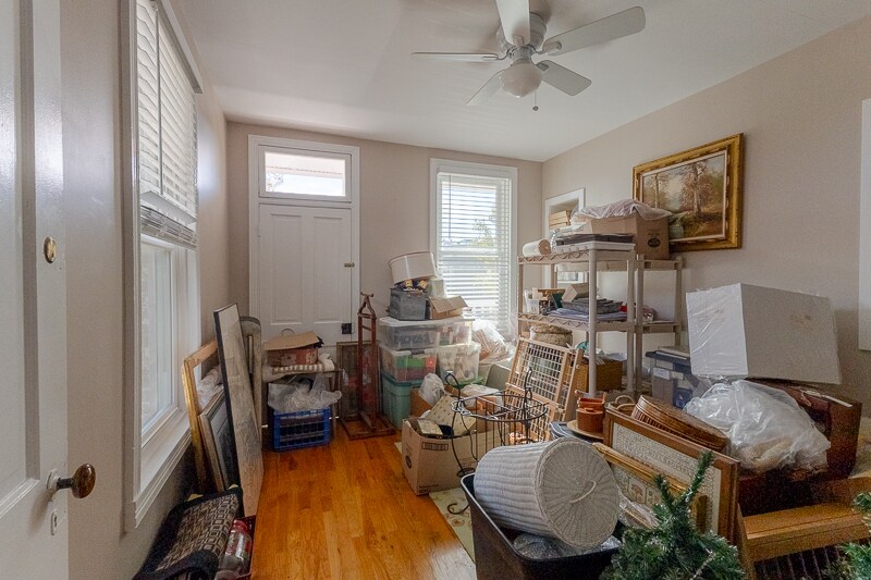 More Photos Of 22 E 2nd St, Frederick Office Residential For Lease