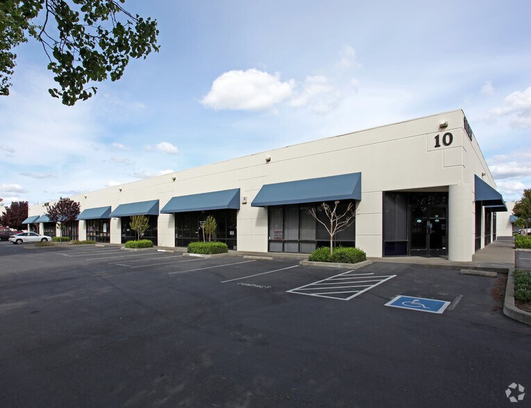 Primary Photo Of 10 N East St, Woodland Flex For Lease
