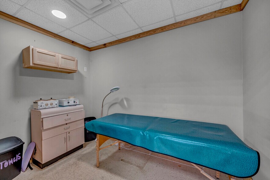 More Photos Of 38178 Us Highway 231, Ashville Freestanding For Sale