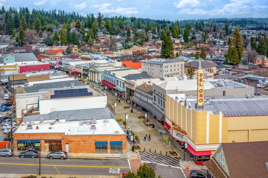 More Photos Of 816 W Main St, Grass Valley Hotel For Sale