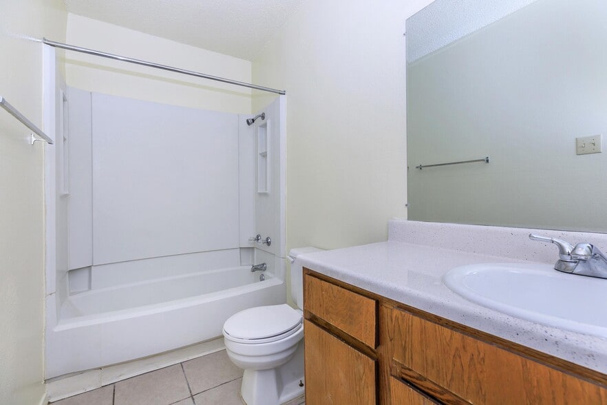 More Photos Of 255 Turner St, Roanoke Apartments For Sale