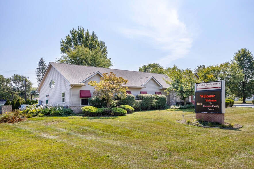 More Photos Of 37235 Goddard Rd, Romulus Office For Sale