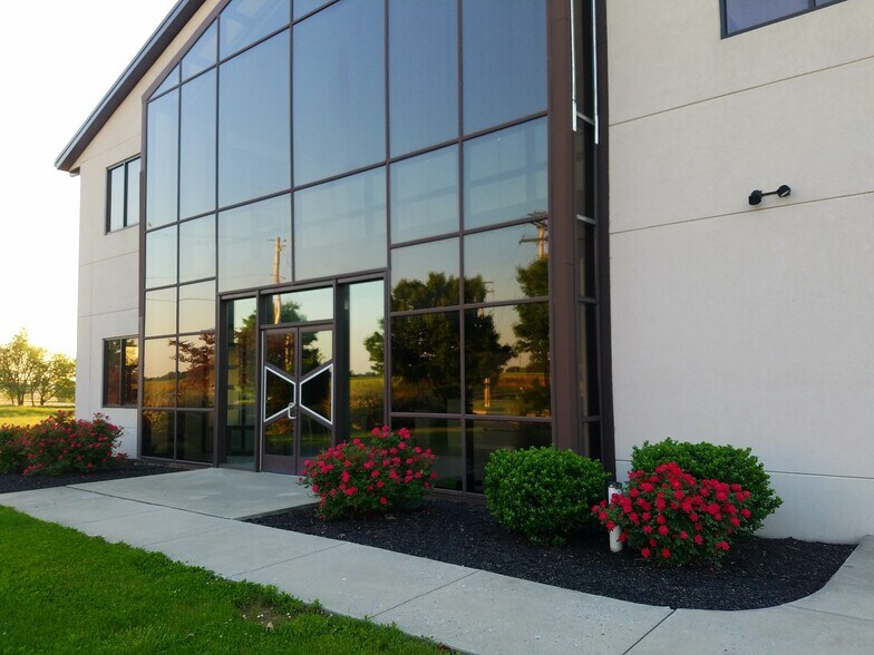 Primary Photo Of 206 W Kendig Rd, Willow Street Warehouse For Lease