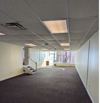 More Photos Of 1713 12th St, Lynchburg General Retail For Lease