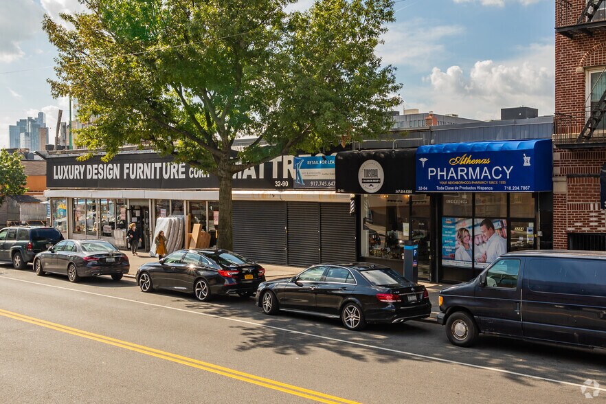 More Photos Of 3284-3294 Steinway St, Astoria Storefront For Lease