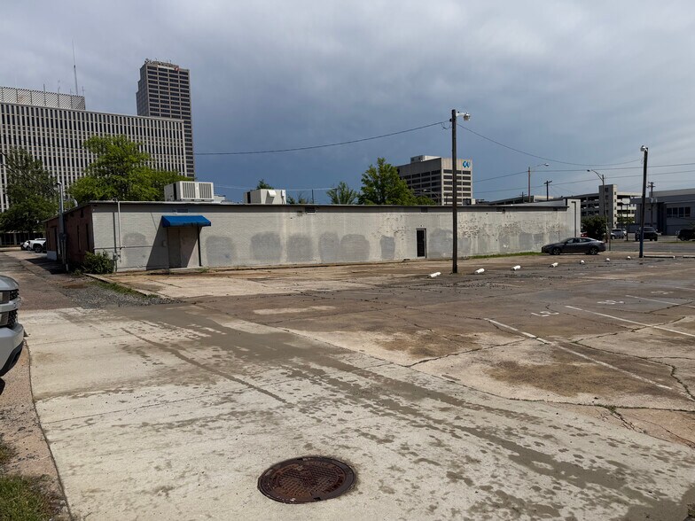 More Photos Of 824 W Capitol Ave, Little Rock Restaurant For Sale