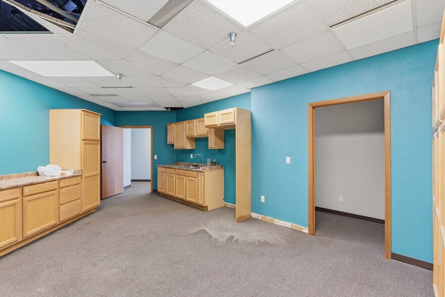 More Photos Of 403 4TH St NW, Bemidji Medical For Lease