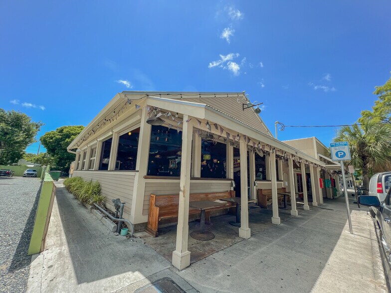 Primary Photo Of 404 Southard St, Key West Restaurant For Sale