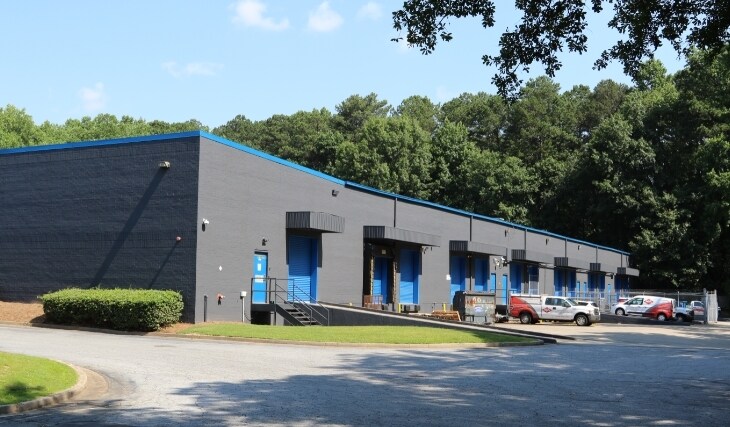 More Photos Of 825 Franklin Ct SE, Marietta Distribution For Lease
