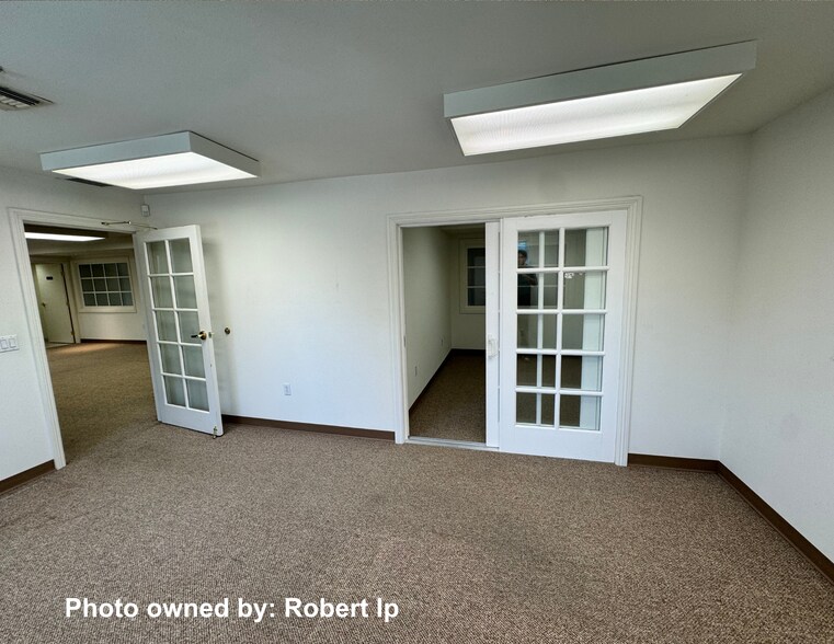 More Photos Of 2366 Huntington Dr, San Marino Freestanding For Lease