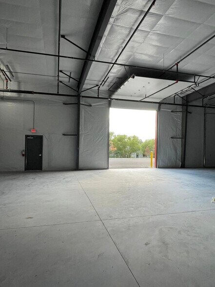More Photos Of 331 Aviation Way, Frederick Light Manufacturing For Lease