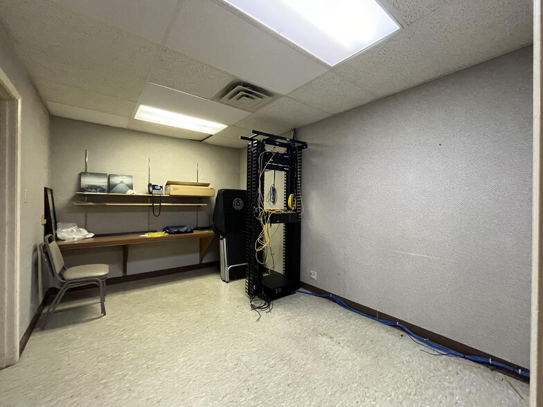 More Photos Of 302 Priest Dr, Killeen Office For Lease