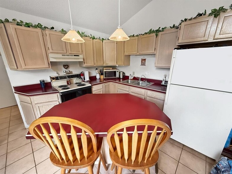 More Photos Of 412 N Truman Rd, Jasper General Retail For Sale