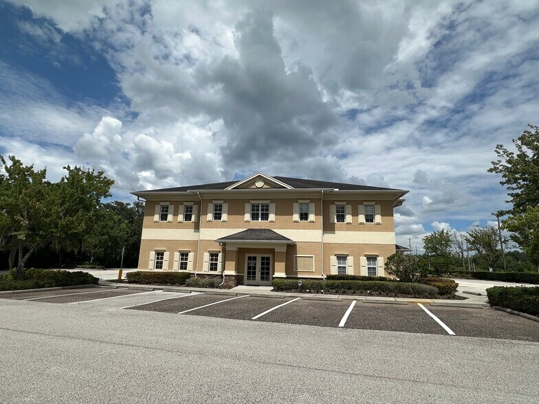 More Photos Of 20525 Amberfield Dr, Land O' Lakes Office For Lease