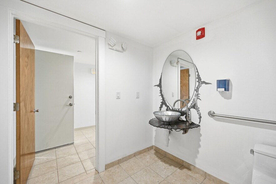 More Photos Of 354 Avenue C, Bayonne Freestanding For Sale