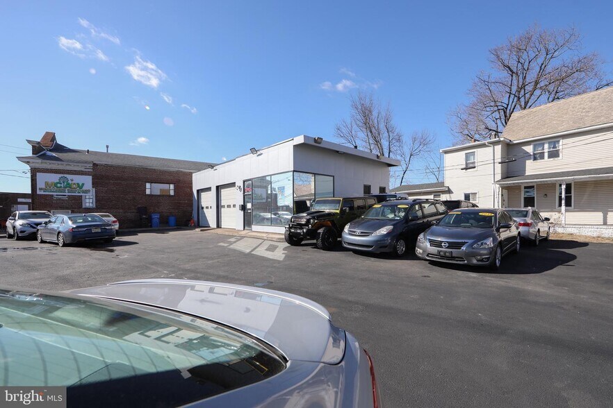 More Photos Of 201 Saint Mihiel Dr, Delran Auto Dealership For Sale