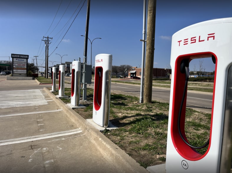 More Photos Of 130 E Bardin Rd, Arlington Unknown For Lease