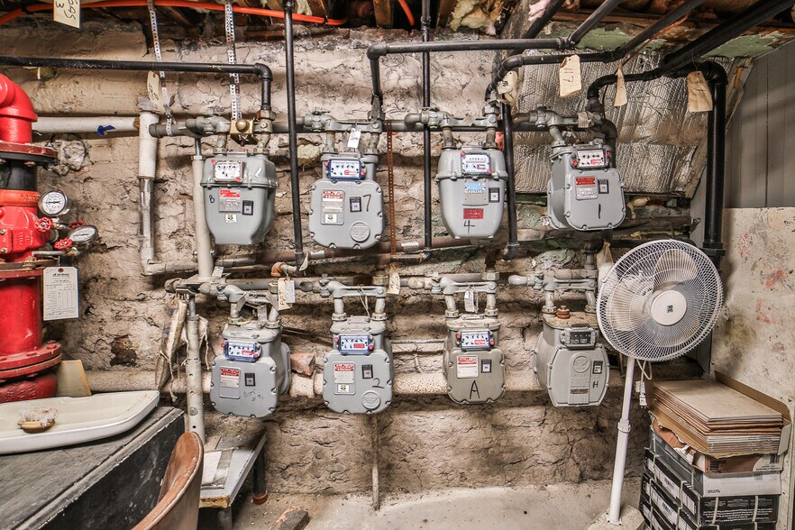 More Photos Of 176 North St, Buffalo Apartments For Sale