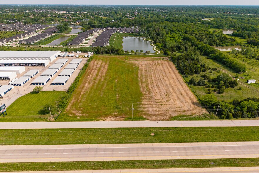 More Photos Of 12998 Kellogg St, Wichita Land For Sale