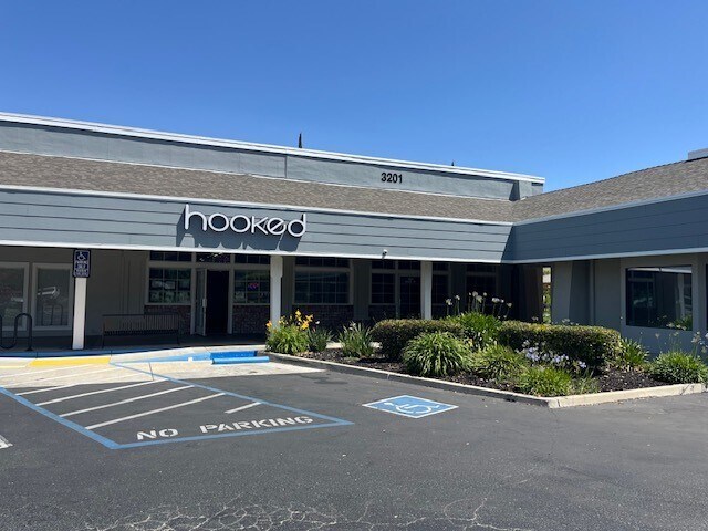 More Photos Of 3201 W Benjamin Holt Dr, Stockton Unknown For Lease