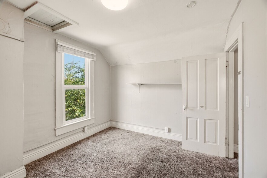 More Photos Of , Spokane Multifamily For Sale