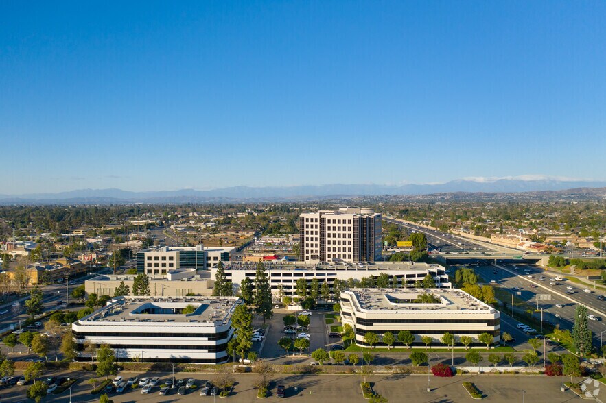 Primary Photo Of 1403 N Tustin Ave, Santa Ana Medical For Lease