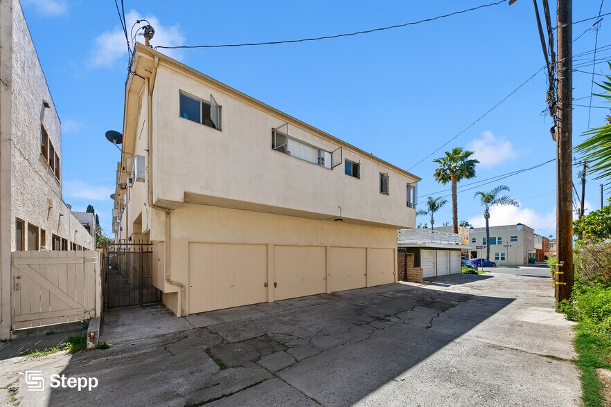 More Photos Of 1809 Appleton St, Long Beach Apartments For Sale