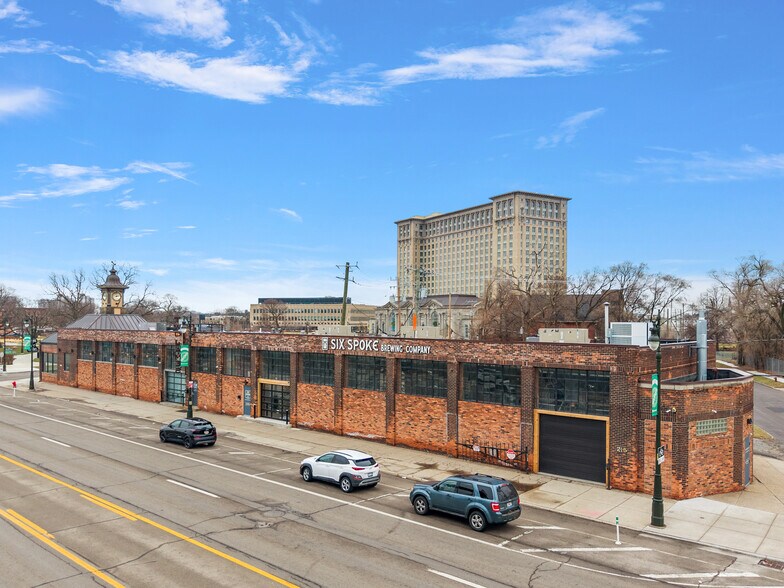More Photos Of 2564 Michigan Ave, Detroit Storefront Retail Residential For Sale