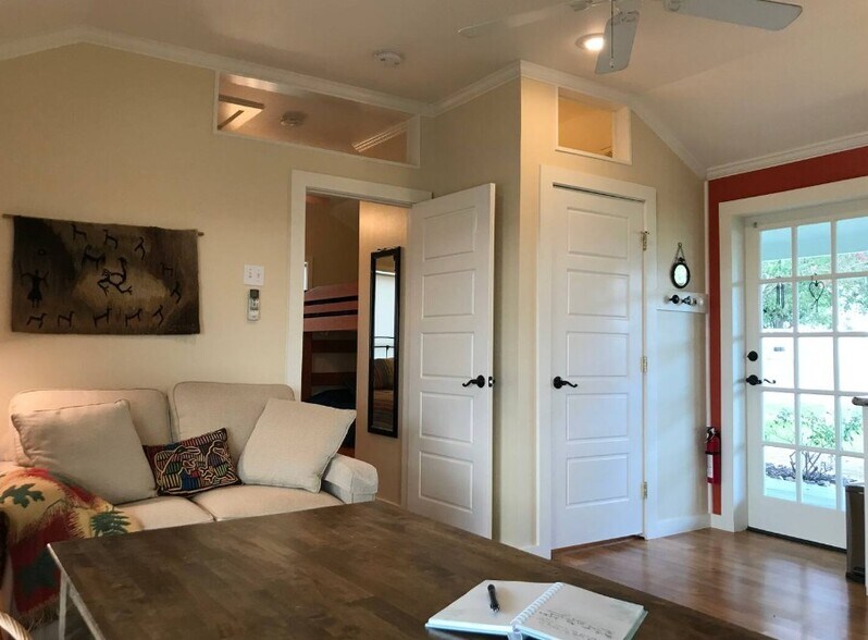 More Photos Of 1281 Post Oak Point Rd, New Ulm Hospitality For Sale