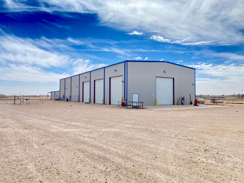 More Photos Of 3431 S County Rd W, Odessa Warehouse For Lease