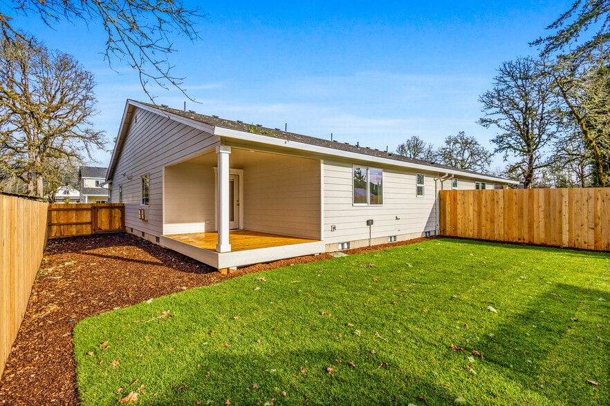 More Photos Of 3631 Green River Rd, Sweet Home Multifamily For Sale