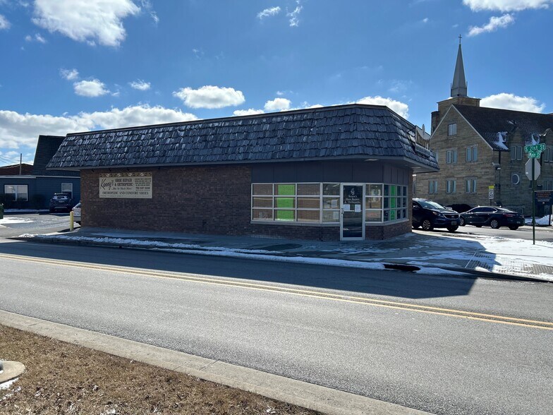 More Photos Of 2100 Main St, Lafayette Freestanding For Sale