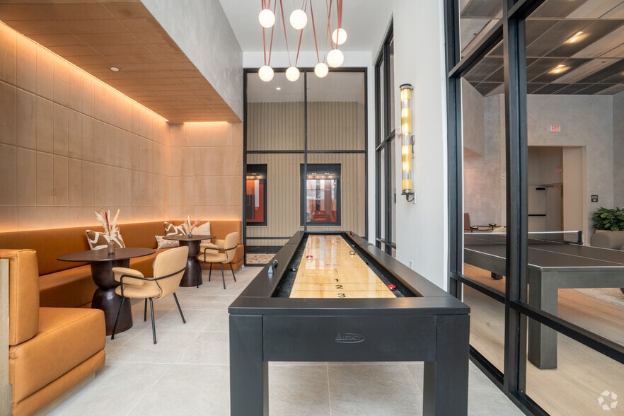 More Photos Of 3558 Elm St, Atlanta Apartments For Lease