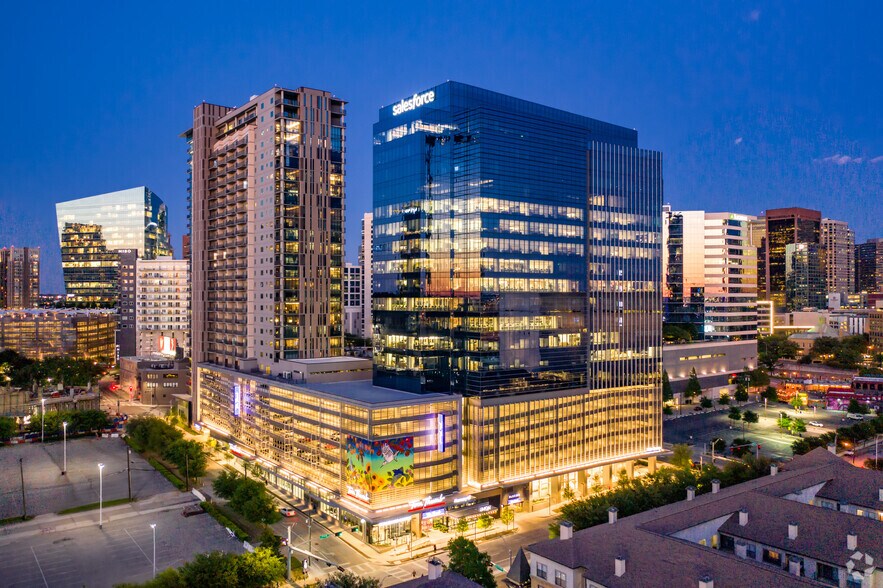 More Photos Of 2300 N Field St, Dallas Office For Lease