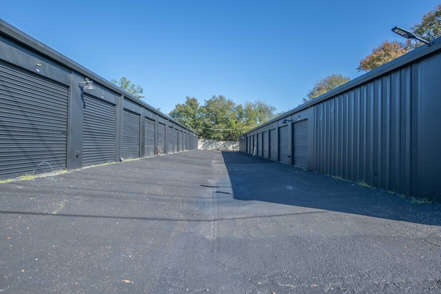 More Photos Of 405-407 S Twin Creek Dr, Killeen Self Storage For Sale