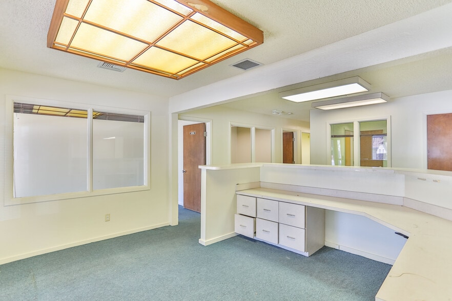 More Photos Of 2921 El Camino Ave, Sacramento Medical For Lease