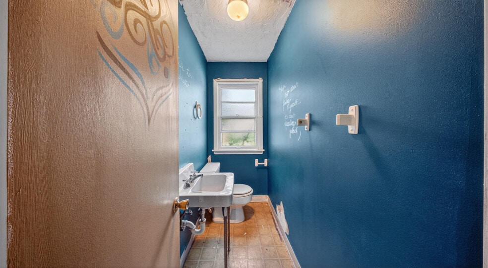 More Photos Of 29369 Lorain Rd, North Olmsted Flex For Sale